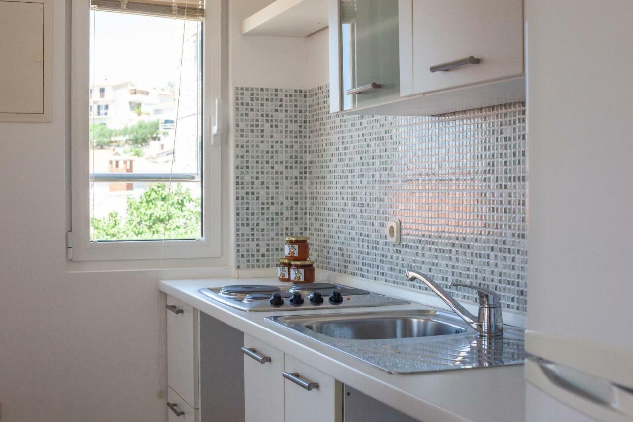 Apartmani "Miso" Podgora Buitenkant foto