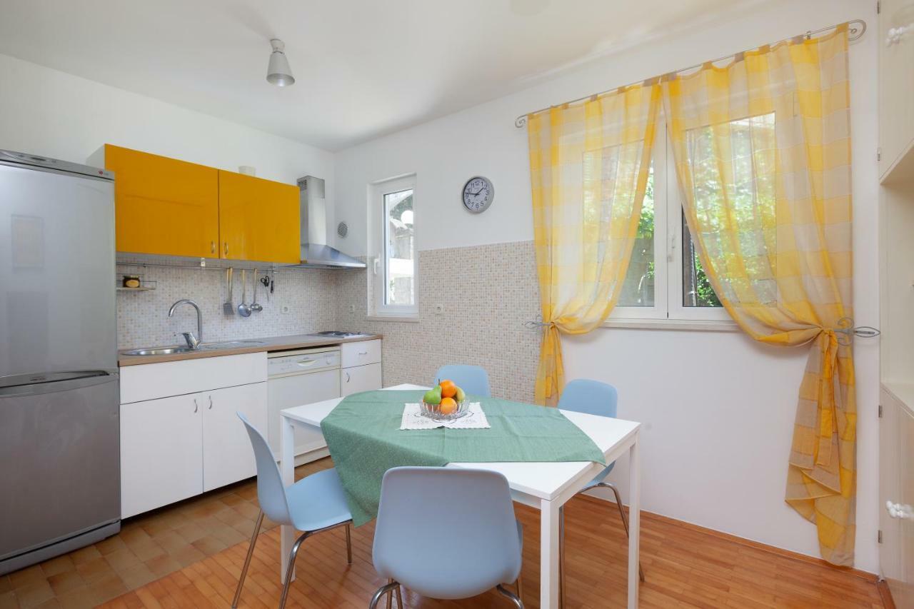 Apartmani "Miso" Podgora Buitenkant foto