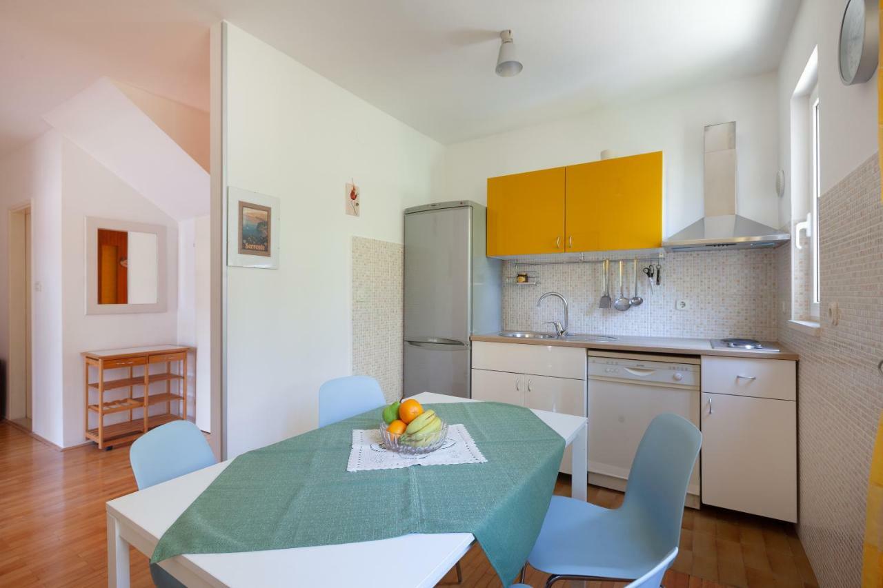 Apartmani "Miso" Podgora Buitenkant foto